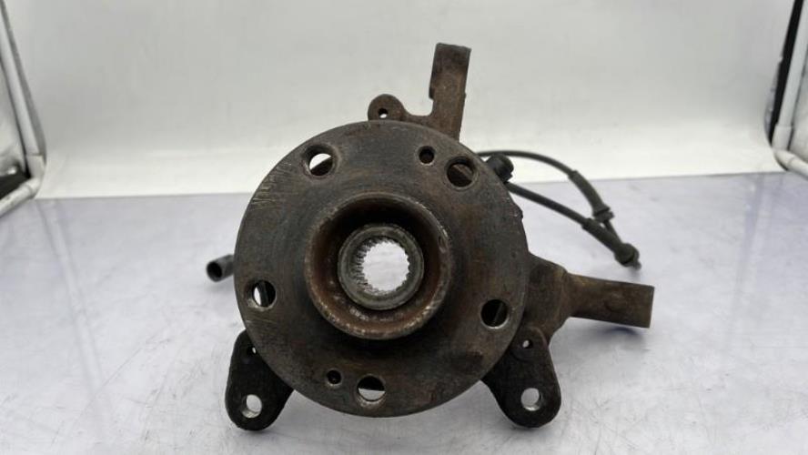 Fusee avant droit RENAULT SCENIC 1 PHASE 2 Diesel