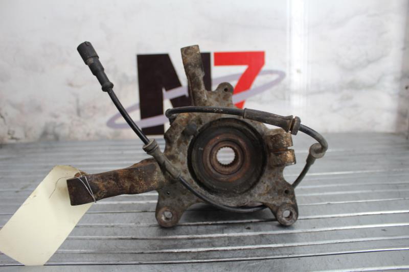 Fusee avant droit RENAULT SCENIC 1 PHASE 2 Diesel