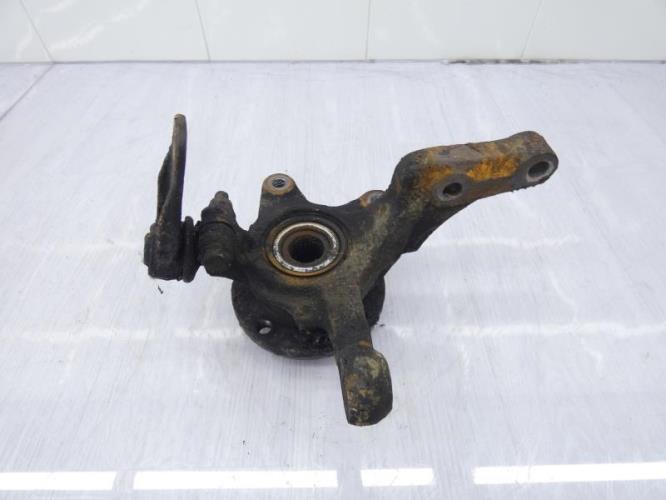 Fusee avant droit RENAULT SUPER 5 Essence