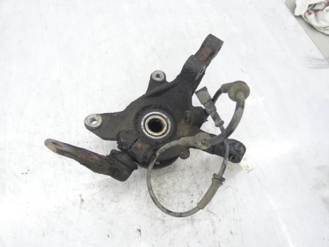 Fusee avant droit RENAULT MEGANE 1 PHASE 2 Essence