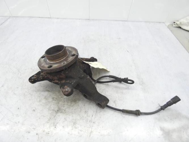 Fusee avant droit RENAULT SCENIC 1 PHASE 1 Diesel