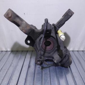 Fusee avant droit RENAULT CLIO 2 PHASE 2 Diesel