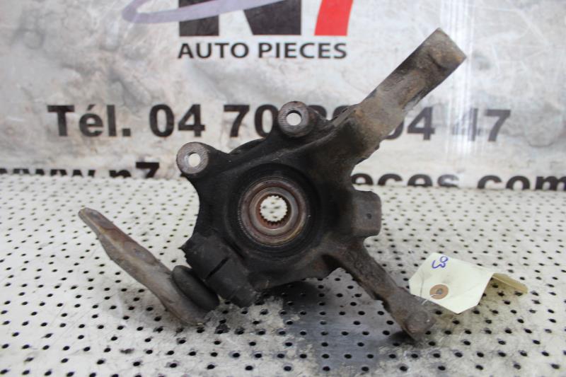 Fusee avant droit RENAULT CLIO 1 PHASE 3 Essence