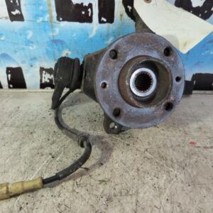Fusee avant droit RENAULT CLIO 2 PHASE 1 Essence