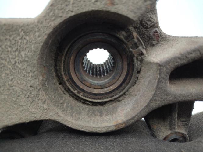 Fusee avant droit RENAULT MEGANE 2 PHASE 1 Essence