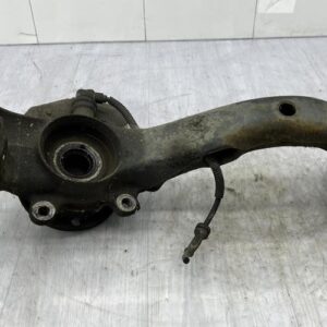 Fusee avant droit VOLKSWAGEN PASSAT 4 PHASE 1 BREAK Diesel