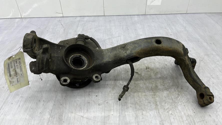 Fusee avant droit VOLKSWAGEN PASSAT 4 PHASE 1 BREAK Diesel