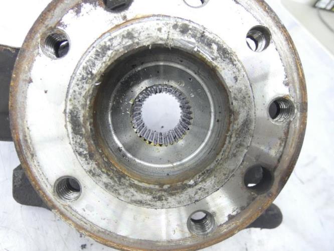 Fusee avant droit OPEL ZAFIRA A PHASE 1 Essence