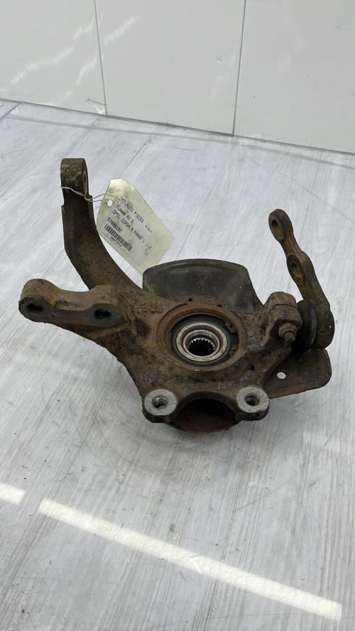Fusee avant droit OPEL CORSA B PHASE 1 Essence