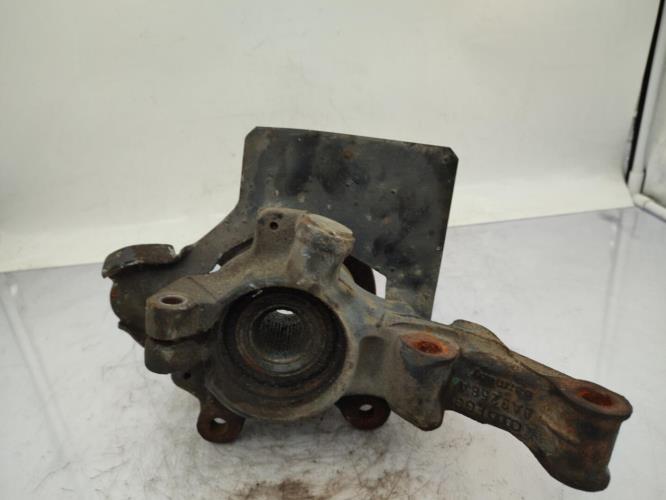 Fusee avant droit AUDI 80 3 PHASE 2 Diesel