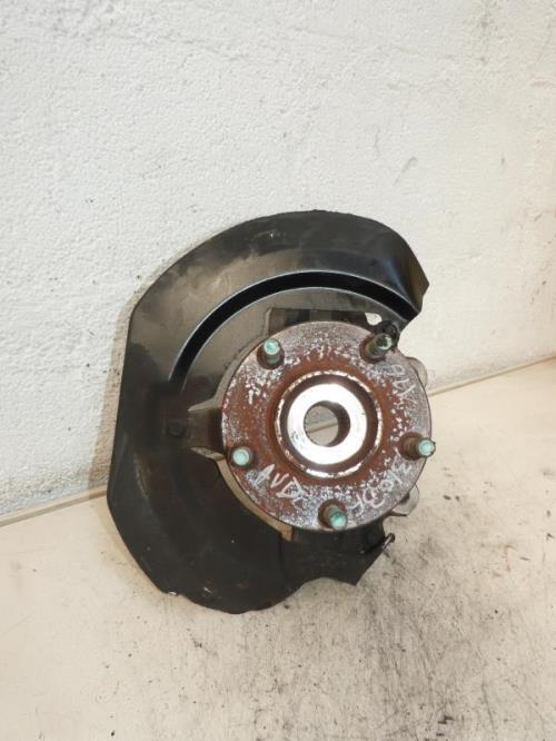 Fusee avant droit MAZDA 3 2 PHASE 1 Diesel