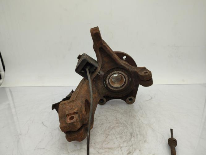 Fusee avant droit PEUGEOT 206 BREAK