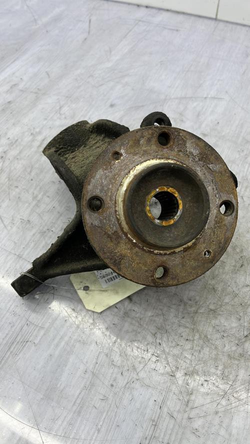 Fusee avant droit PEUGEOT 309 PHASE 1 Essence