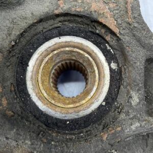 Fusee avant droit PEUGEOT 405 PHASE 1 Diesel