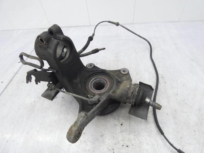 Fusee avant gauche CITROEN C5 1 PHASE 1 Diesel
