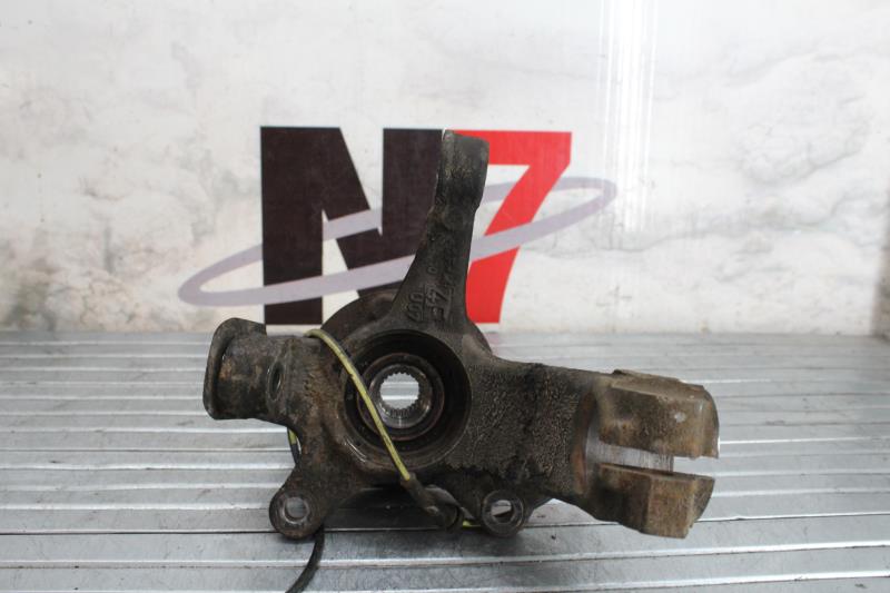 Fusee avant gauche CITROEN C1 1 PHASE 1 Diesel