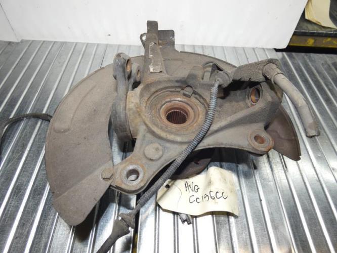 Fusee avant gauche CITROEN C5 2 Diesel
