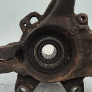 Fusee avant gauche FORD FIESTA 4 PHASE 1 Diesel