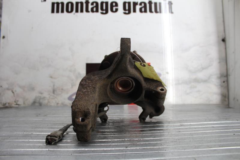 Fusee avant gauche FORD FOCUS 1 BREAK Diesel