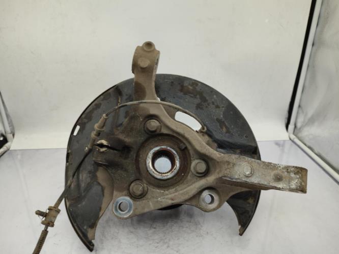 Fusee avant gauche CHEVROLET MALIBU Diesel