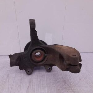 Fusee avant gauche FORD C-MAX 1 PHASE 2 Diesel