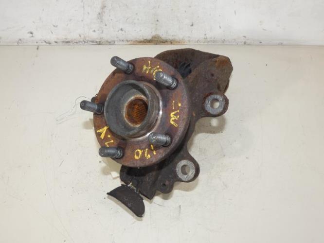 Fusee avant gauche FORD FOCUS 2 PHASE 1 Diesel