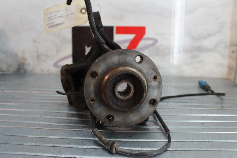 Fusee avant gauche CITROEN C3 1 PHASE 1 Diesel