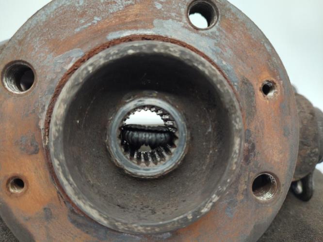 Fusee avant gauche PEUGEOT 207 PHASE 1 Essence