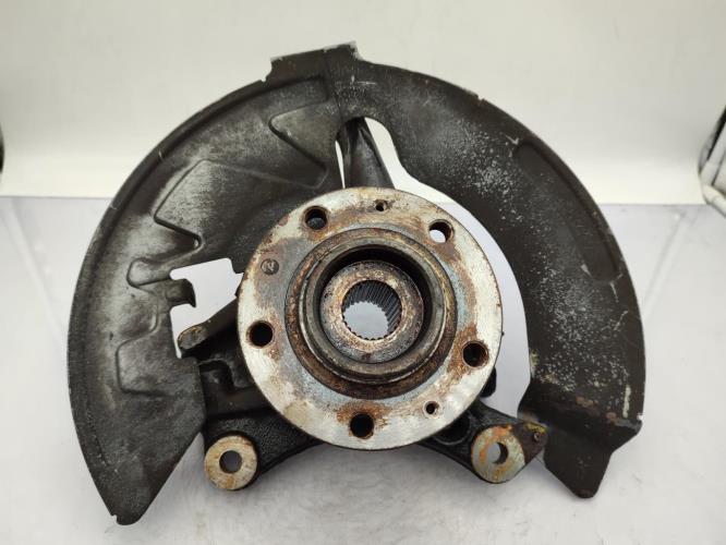 Fusee avant gauche CITROEN C5 2 Diesel