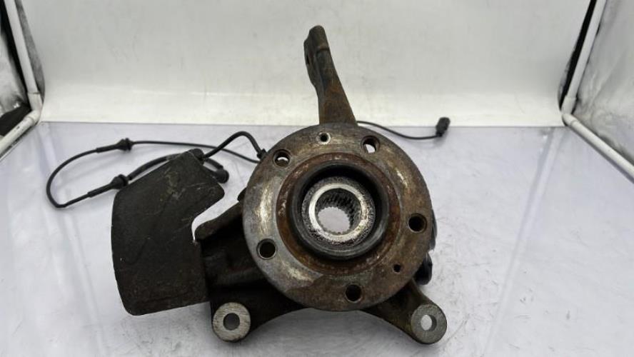 Fusee avant gauche PEUGEOT 407 PHASE 1 BREAK Diesel