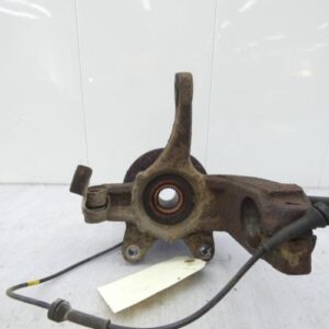 Fusee avant gauche FORD FIESTA 5 PHASE 1 Essence