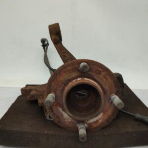 Fusee avant gauche FORD FIESTA 6 PHASE 1 Essence