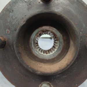 Fusee avant gauche FORD FIESTA 6 PHASE 1 Diesel