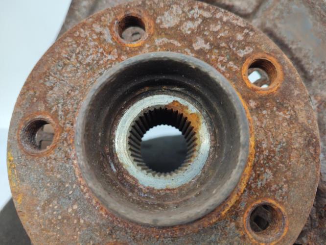 Fusee avant gauche VOLKSWAGEN NEW BEETLE 1 PHASE 1 Essence