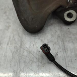 Fusee avant gauche MERCEDES CLASSE C 204 PHASE 1 BREAK Diesel