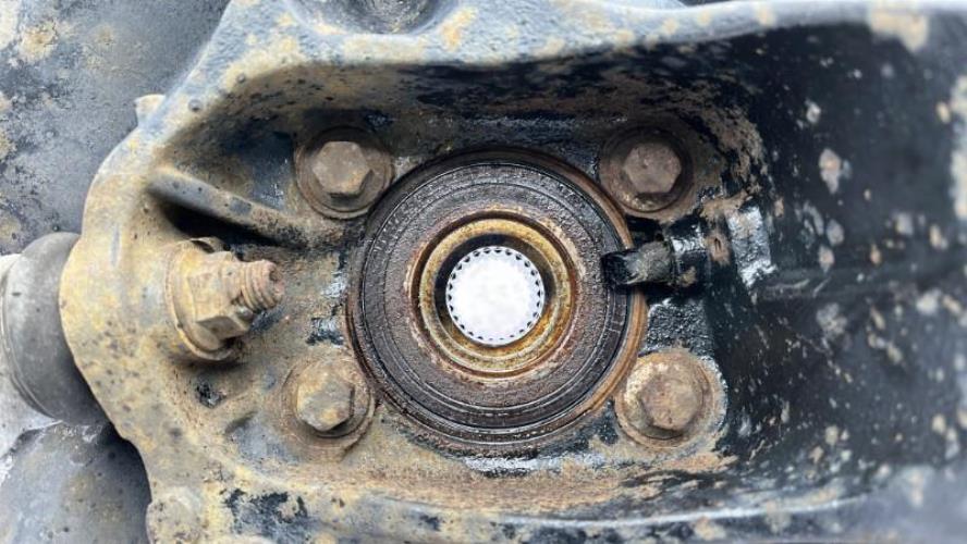 Fusee avant gauche MINI MINI 2 R56 PHASE 1 Essence