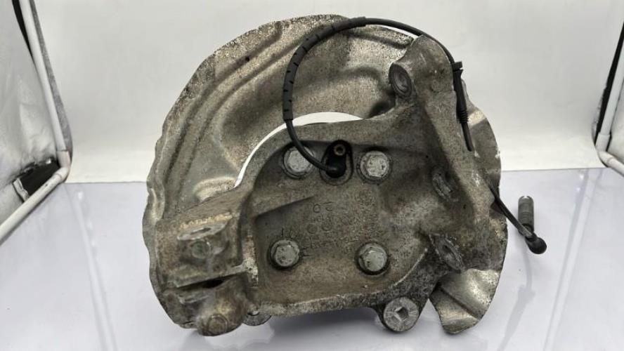 Fusee avant gauche BMW SERIE 1 E87 PHASE 1 Diesel