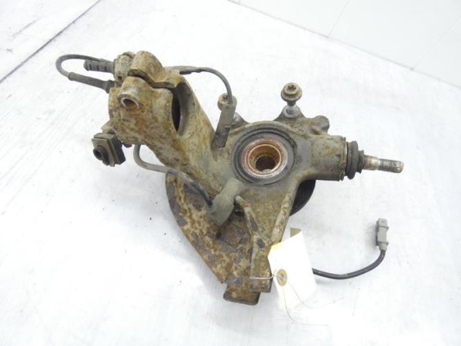 Fusee avant gauche PEUGEOT 406 COUPE Diesel