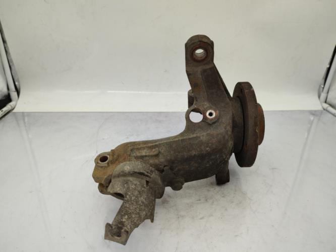 Fusee avant gauche PEUGEOT 206 PHASE 1 Essence