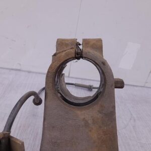 Fusee avant gauche PEUGEOT 206 PHASE 1 Diesel