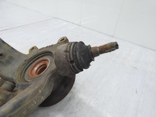 Fusee avant gauche PEUGEOT 607 PHASE 1 Diesel