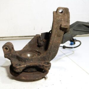 Fusee avant gauche PEUGEOT 206 PHASE 1 Diesel