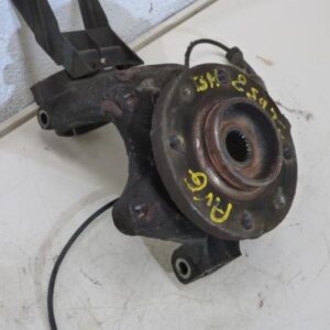 Fusee avant gauche PEUGEOT 206+ Diesel