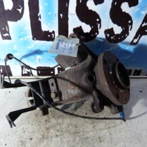 Fusee avant gauche PEUGEOT 206 PHASE 1 Diesel