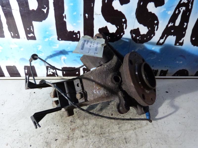 Fusee avant gauche PEUGEOT 206 PHASE 1 Diesel
