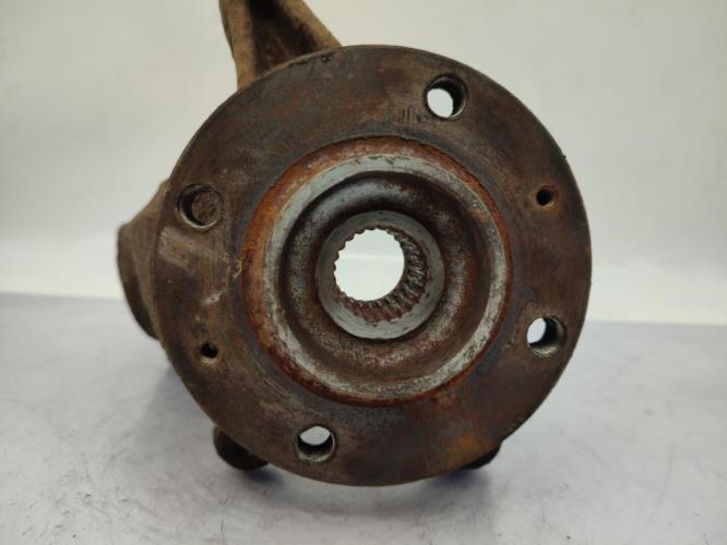 Fusee avant gauche PEUGEOT 206 PHASE 1 Diesel