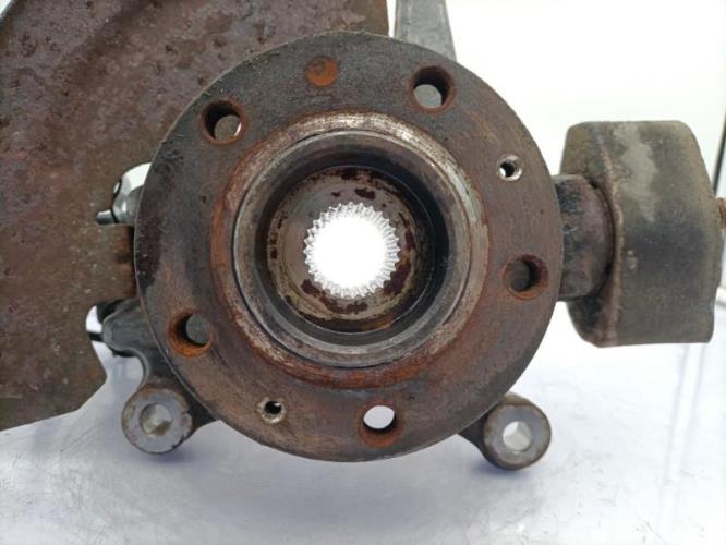 Fusee avant gauche PEUGEOT 607 PHASE 2 Diesel