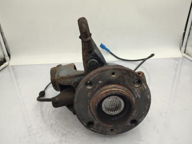 Fusee avant gauche PEUGEOT 207 PHASE 1 Diesel