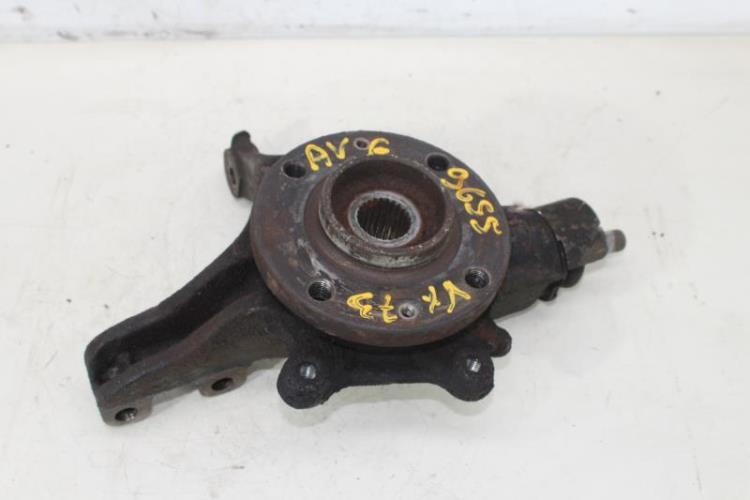 Fusee avant gauche PEUGEOT 307 PHASE 1 Diesel