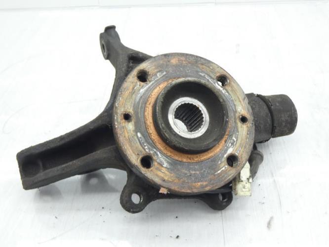 Fusee avant gauche PEUGEOT 307 PHASE 1 Diesel